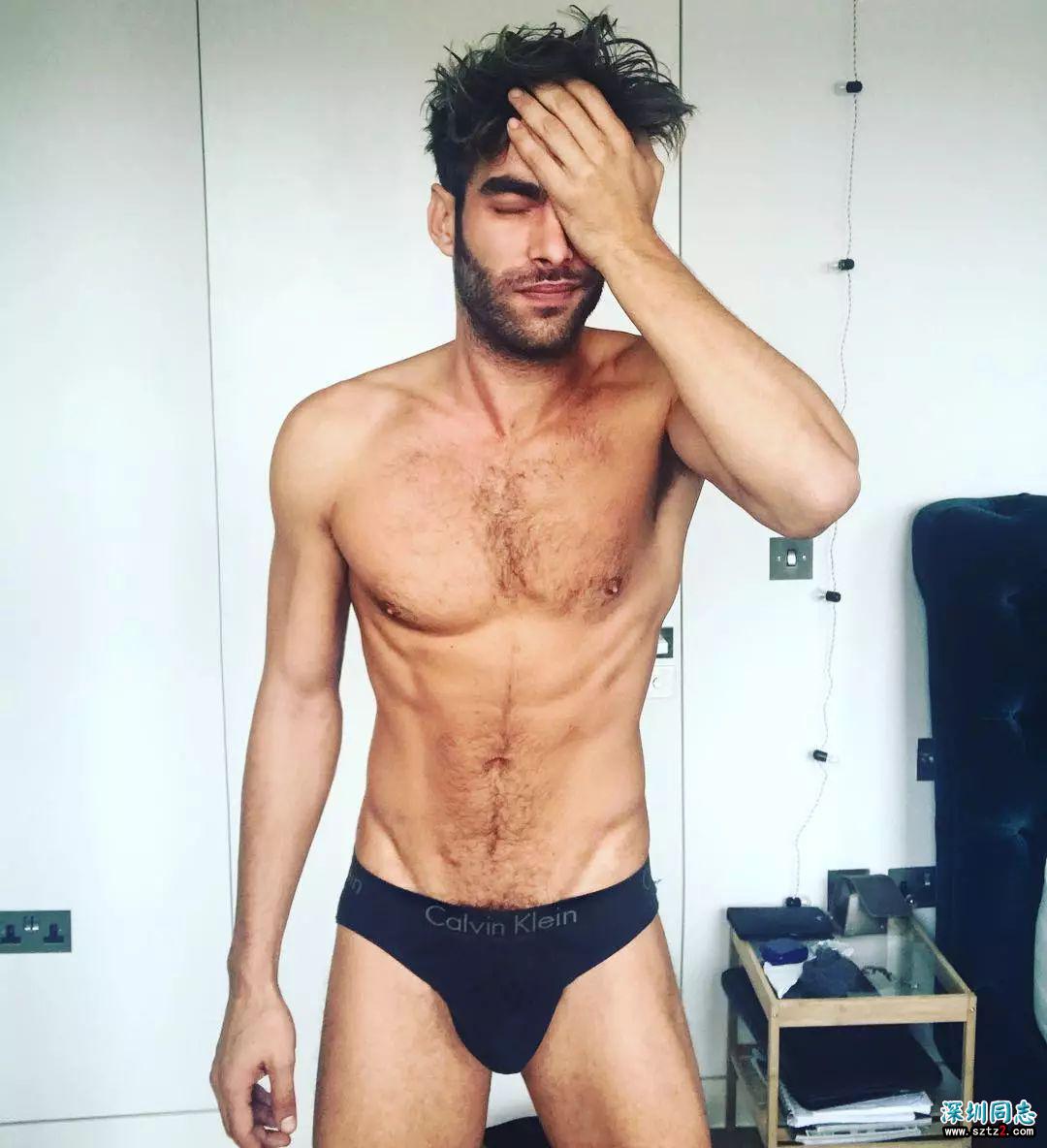 Jon Kortajarena 不仅是超模，还是Gay圈模范！